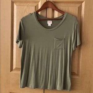 Green & Red Soft Tee Duo